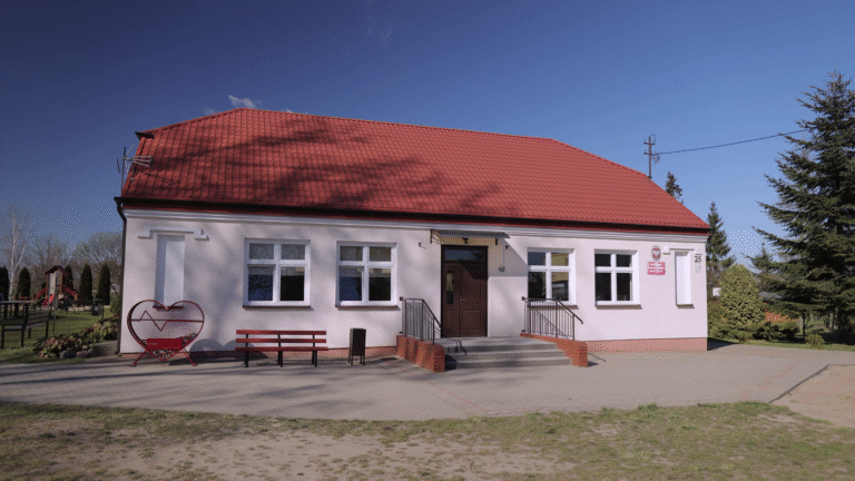 vlcsnap-2025-05-09-14h14m15s596 1 (1)